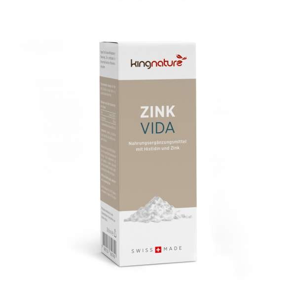 Zink Vida von kingnature ist ein in der Schweiz hergestelltes Nahrungsergänzungsmittel mit Zink- und Histidin-Formel, verpackt in einer weiß-beigen Schachtel. Die Verpackung zeigt ein Häufchen weißen Pulvers und weist auf die Kompatibilität mit Zink-Tropfen hin.